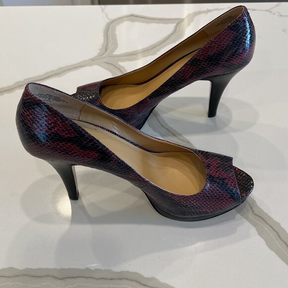 Nine West Danee Snake Skin Peeptoe Pumps in Black Cherry - Picture 3 of 8